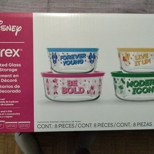 Disney 8 piece Pyrex set
